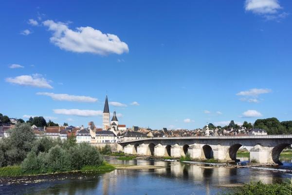 Vue de La Charité sur Loire depuis le Faubourg