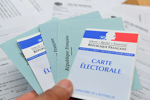 carte et enveloppes électorales